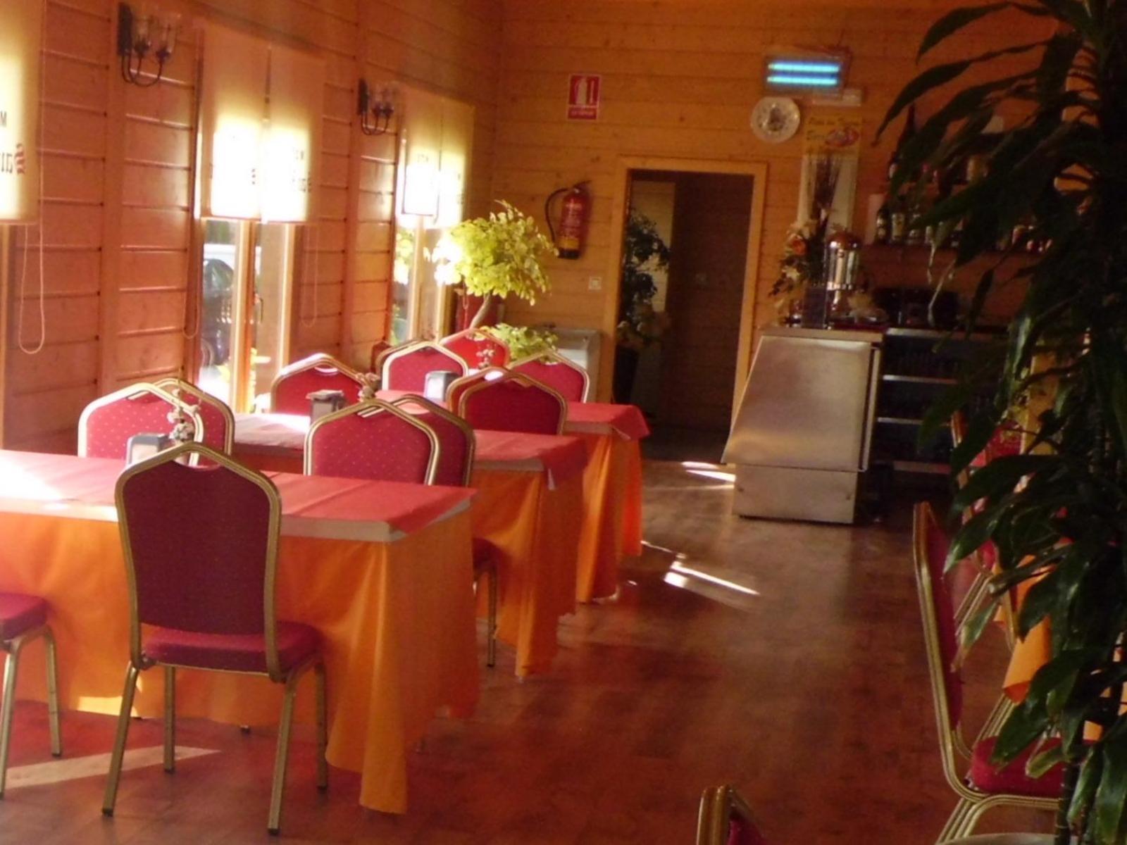 Motel San Isidro Villarrubio Exteriör bild