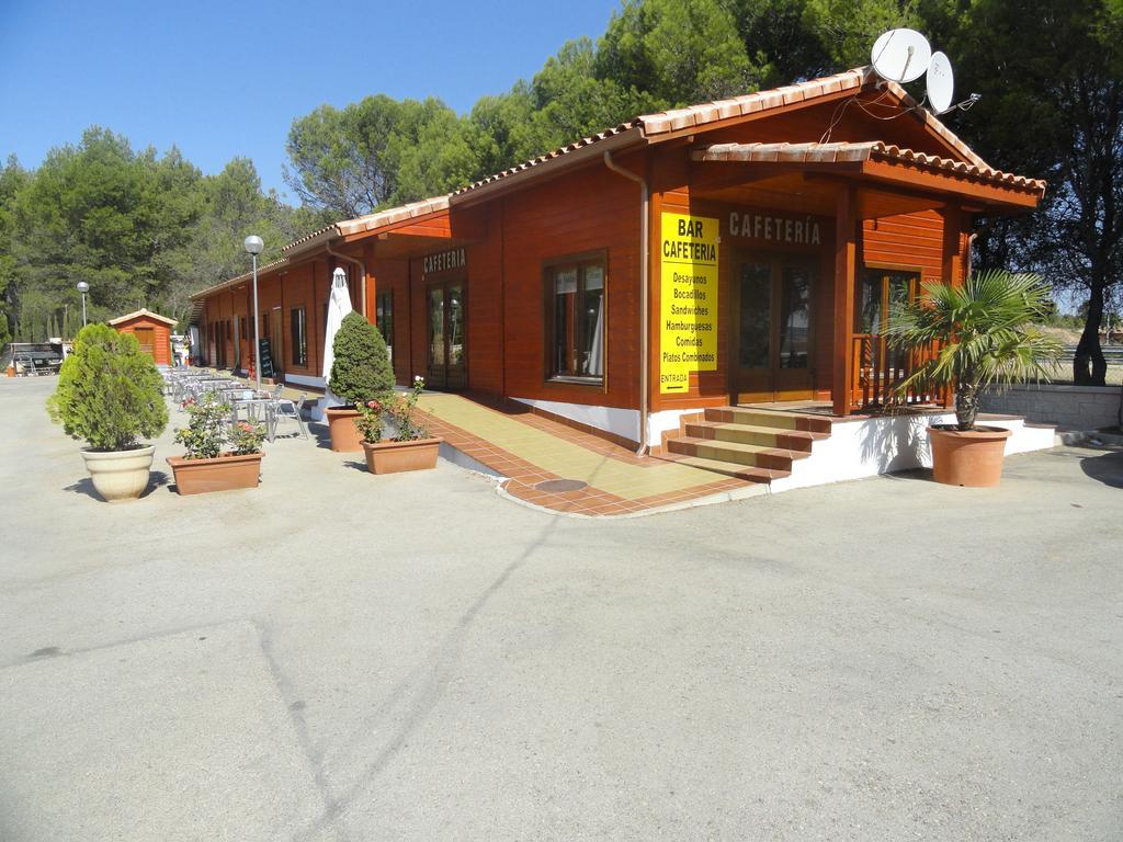 Motel San Isidro Villarrubio Exteriör bild