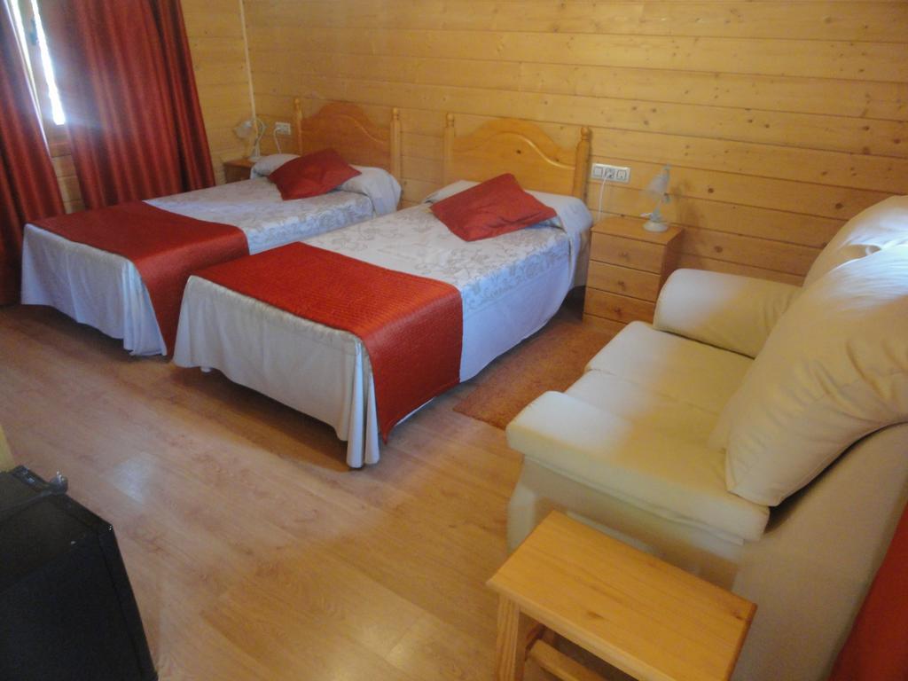 Motel San Isidro Villarrubio Exteriör bild