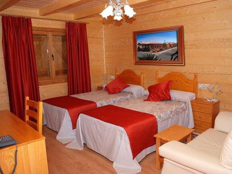 Motel San Isidro Villarrubio Exteriör bild